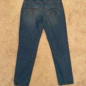 American eagle mom jeans